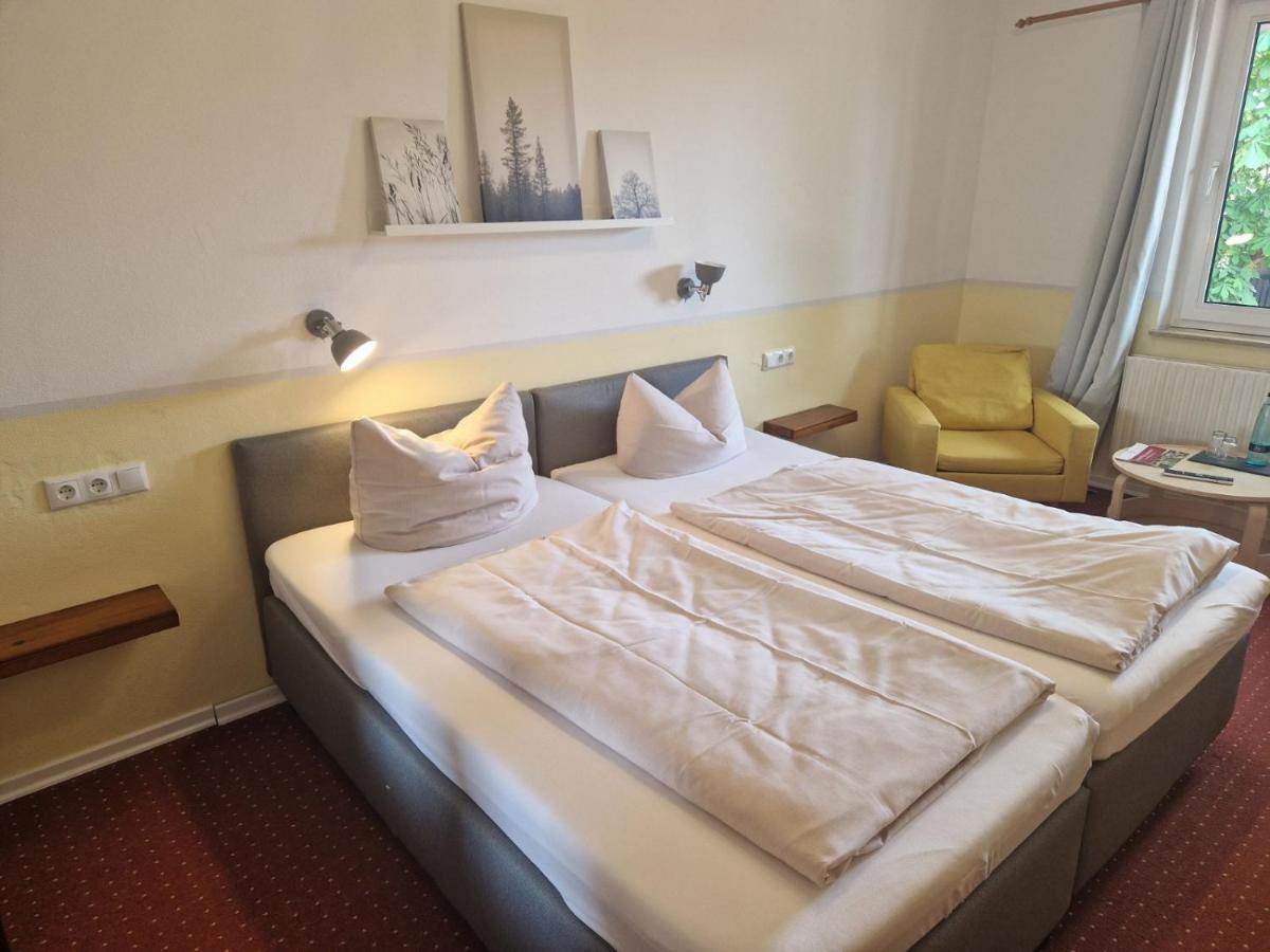 Landhotel Michaelishof Bergen  Bagian luar foto