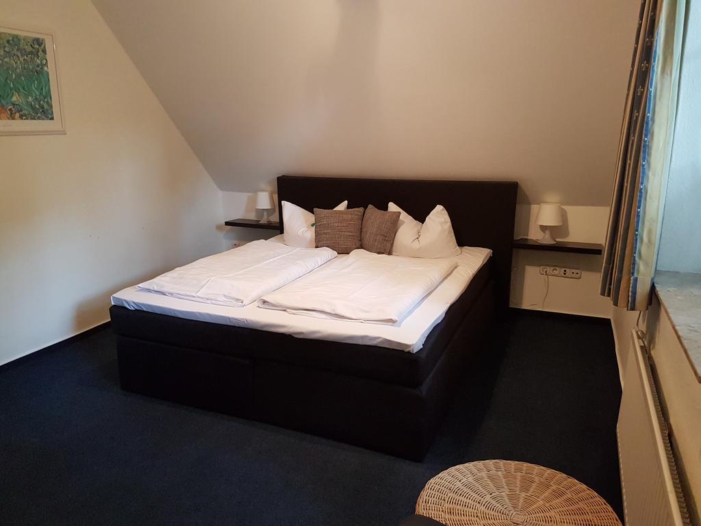 Landhotel Michaelishof Bergen  Bagian luar foto